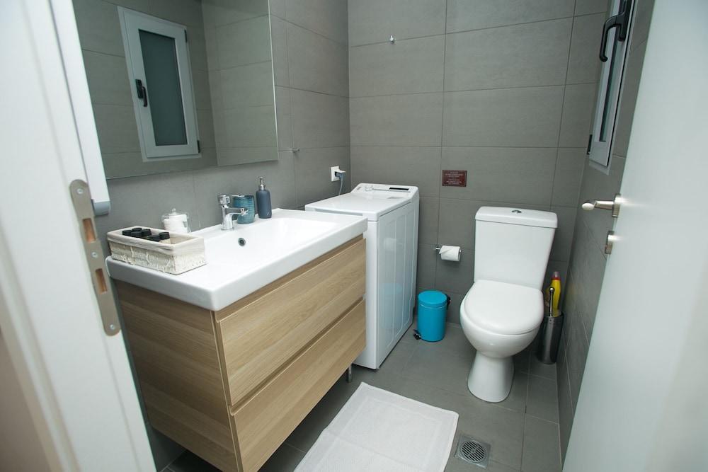 Central Athens Loft Екстериор снимка