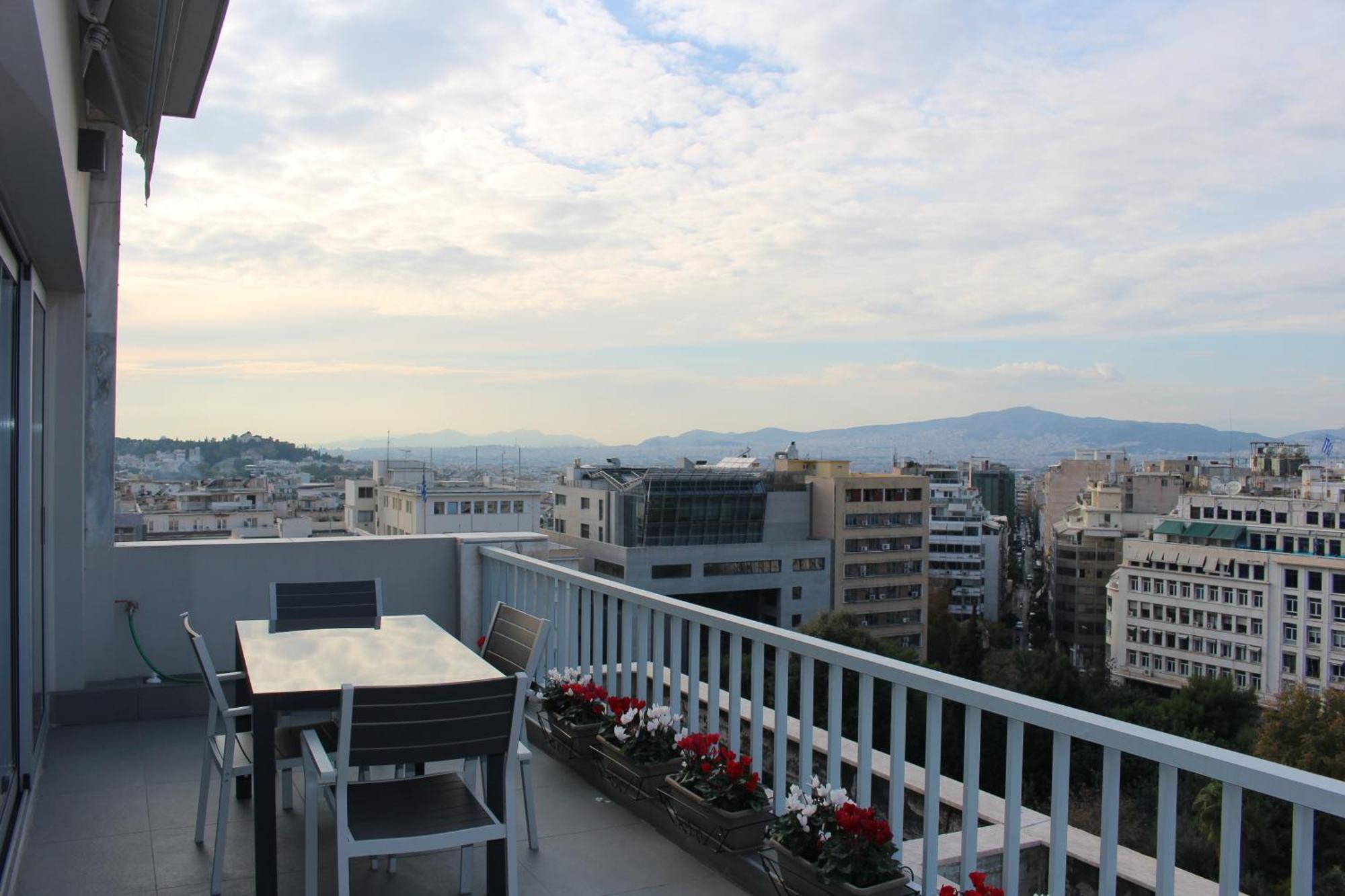 Central Athens Loft Екстериор снимка